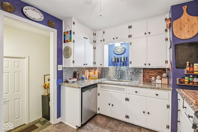 5868 Kingsley Drive, Indianapolis, IN 46220