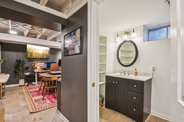 5868 Kingsley Drive, Indianapolis, IN 46220