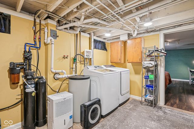 5868 Kingsley Drive, Indianapolis, IN 46220