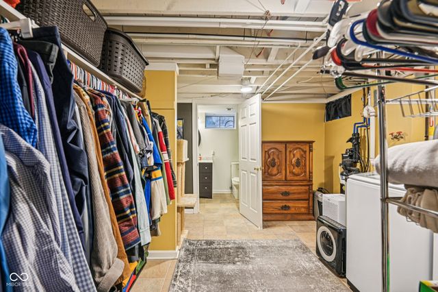 5868 Kingsley Drive, Indianapolis, IN 46220