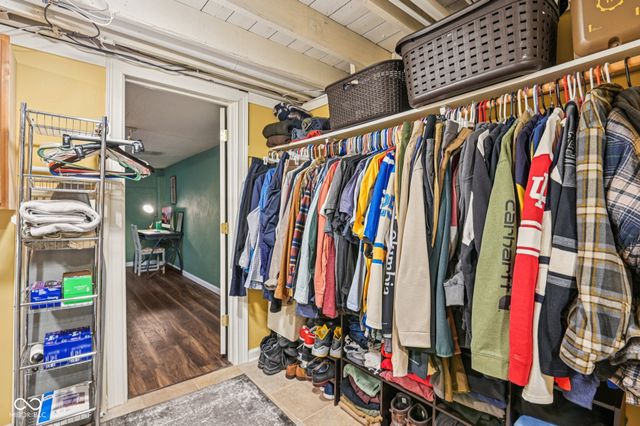 5868 Kingsley Drive, Indianapolis, IN 46220