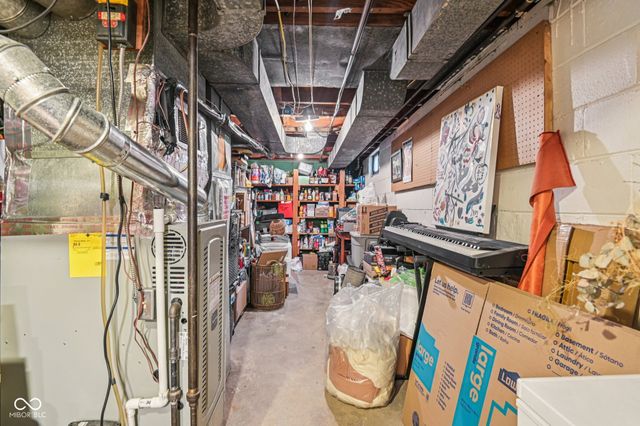 5868 Kingsley Drive, Indianapolis, IN 46220