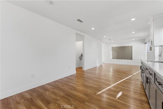 6011 Arlington, Los Angeles, CA 90043