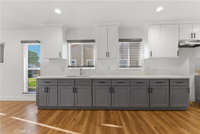 6011 Arlington, Los Angeles, CA 90043