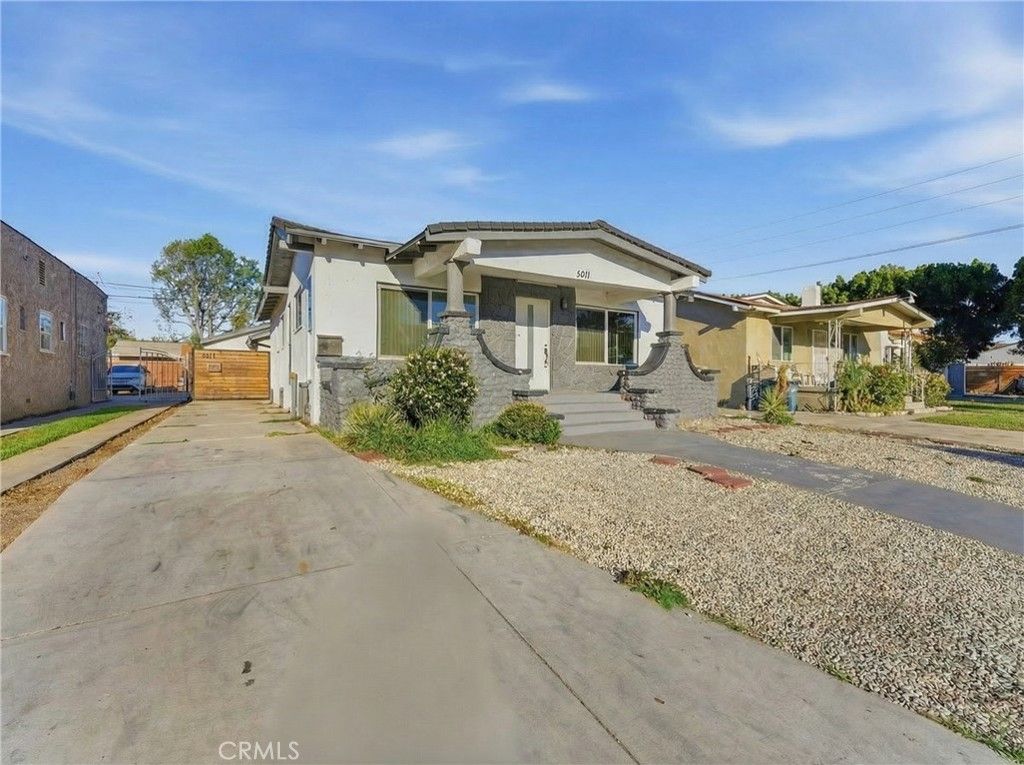 6011 Arlington, Los Angeles, CA 90043