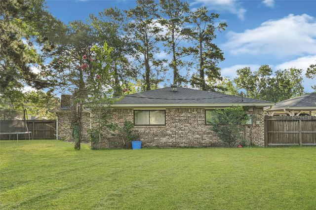 20 Skylark Street, Dayton, TX 77535