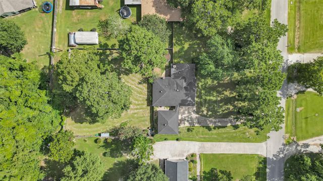 20 Skylark Street, Dayton, TX 77535