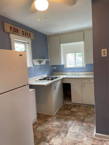 229 N Marlborough Avenue, Dallas, TX 75208