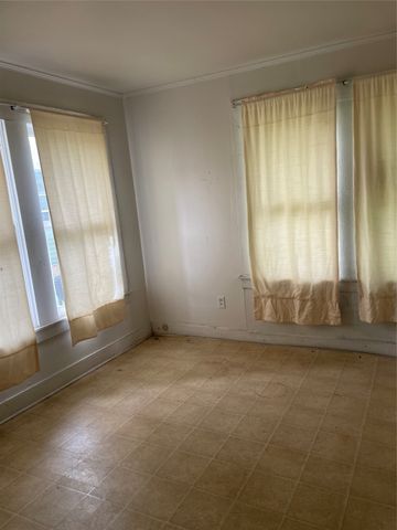 229 N Marlborough Avenue, Dallas, TX 75208