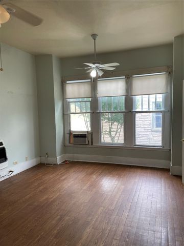 229 N Marlborough Avenue, Dallas, TX 75208