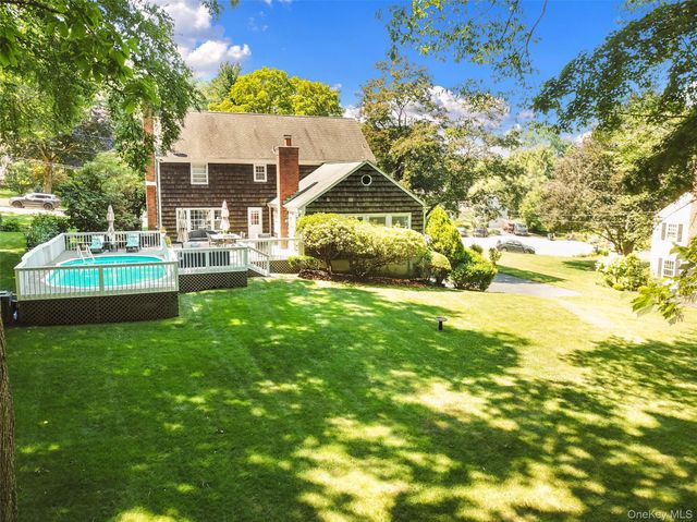 16 Old Farm Lane, Hartsdale, NY 10530