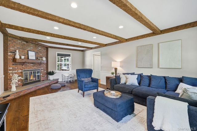 16 Old Farm Lane, Hartsdale, NY 10530