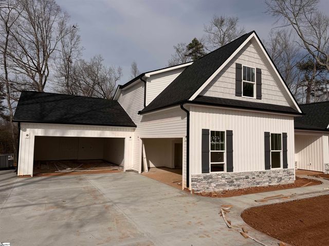 1727 Belle Shoals Road, Pickens, SC 29671
