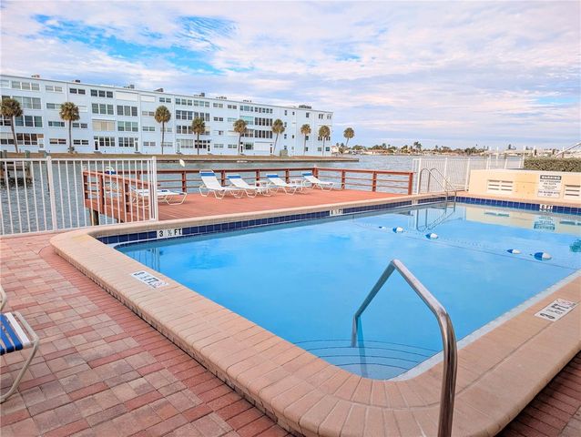 175 55TH AVENUE 204, St Pete Beach, FL 33706