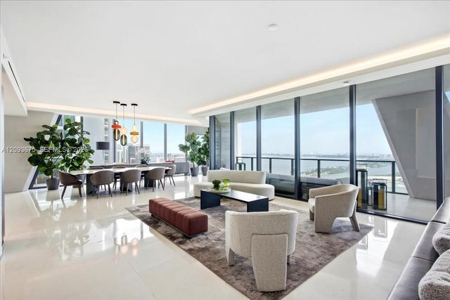 1000 Biscayne Boulevard 4102, Miami, FL 33132