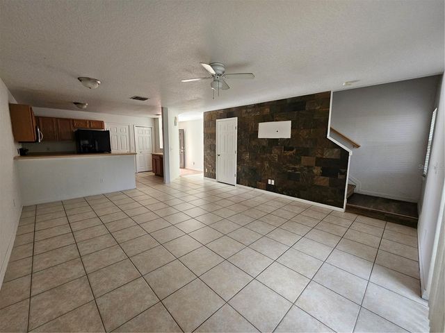 752 CRESTING OAK CIRCLE 64, Orlando, FL 32824