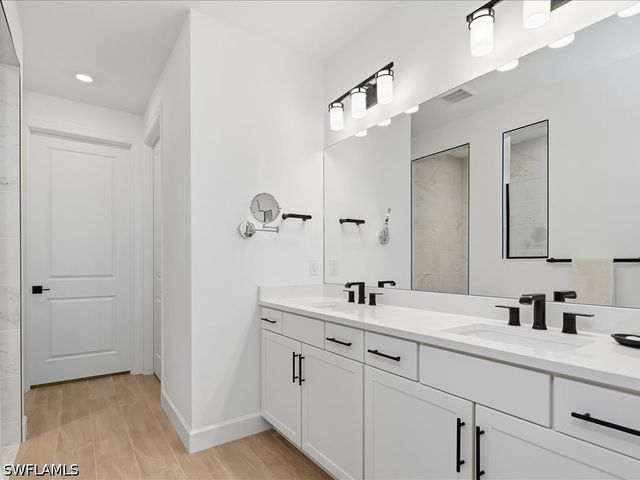 1945 Fresno AVE, Naples, FL 34120