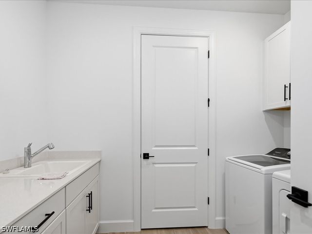 1945 Fresno AVE, Naples, FL 34120