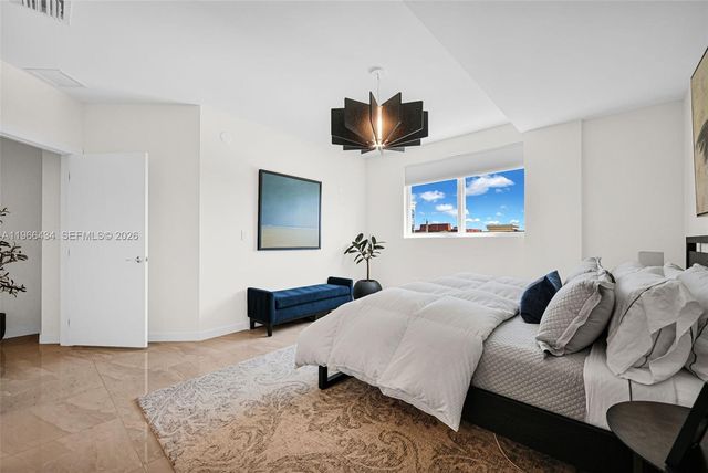 1900 SE 2nd St 301, Deerfield Beach, FL 33441