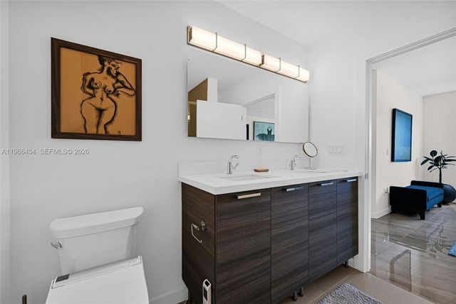 1900 SE 2nd St 301, Deerfield Beach, FL 33441