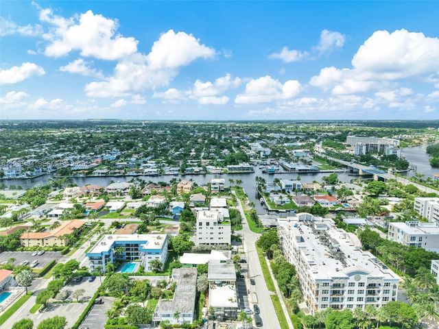 1900 SE 2nd St 301, Deerfield Beach, FL 33441