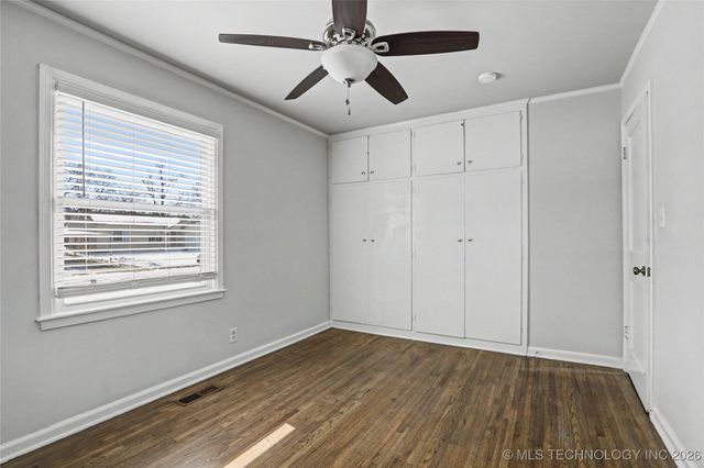 261 E 45th Court, Tulsa, OK 74105