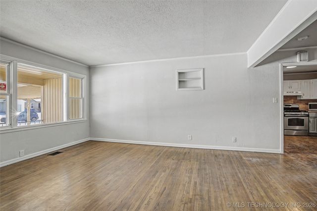 261 E 45th Court, Tulsa, OK 74105