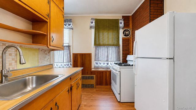 6340 60th Place, Ridgewood, NY 11385