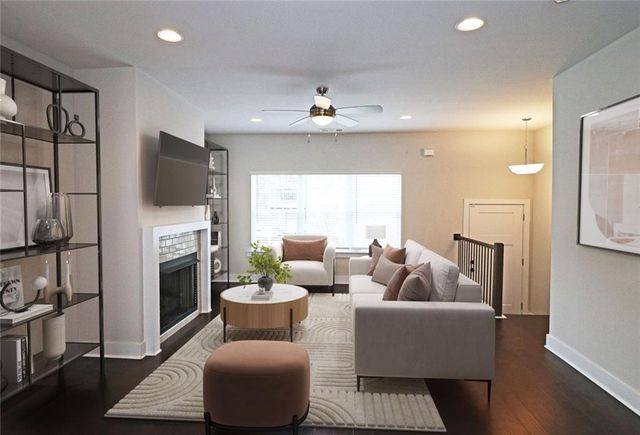 2163 Wiggins Walk, Atlanta, GA 30316