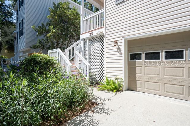 35 Cobblestone Ct, Hilton Head Island, SC 29928