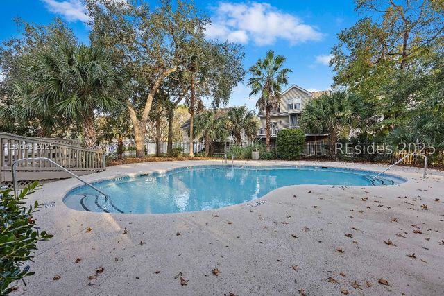 35 Cobblestone Ct, Hilton Head Island, SC 29928