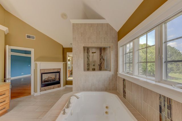 10135 Cherrywood Lane, Munster, IN 46321