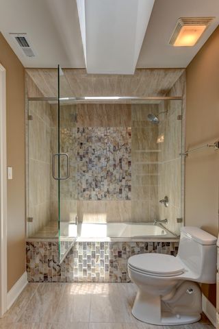 10135 Cherrywood Lane, Munster, IN 46321