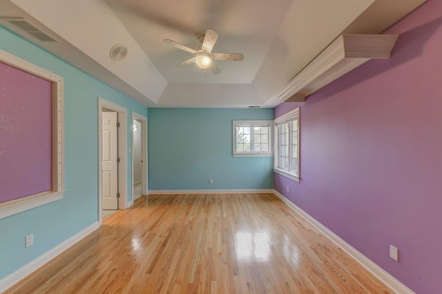 10135 Cherrywood Lane, Munster, IN 46321