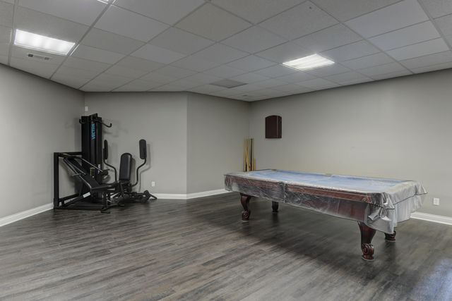 10135 Cherrywood Lane, Munster, IN 46321