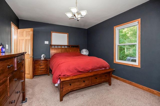 3526 N River Boulevard, Sugar Creek, MO 64050