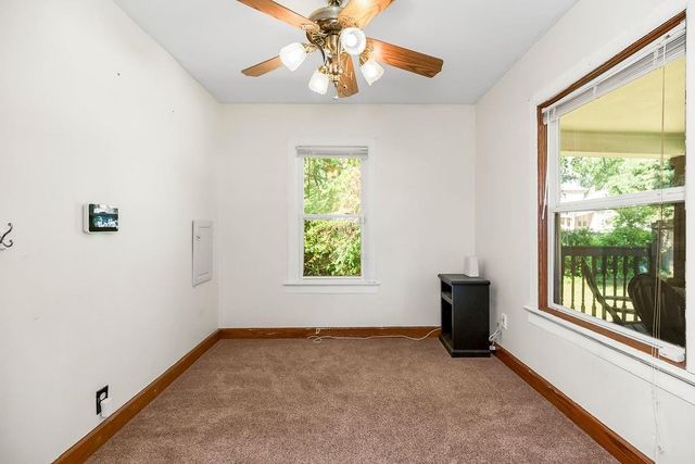 3526 N River Boulevard, Sugar Creek, MO 64050