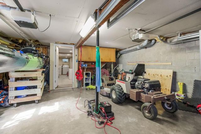 3526 N River Boulevard, Sugar Creek, MO 64050
