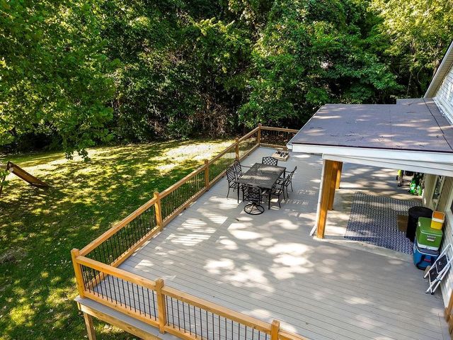 3526 N River Boulevard, Sugar Creek, MO 64050