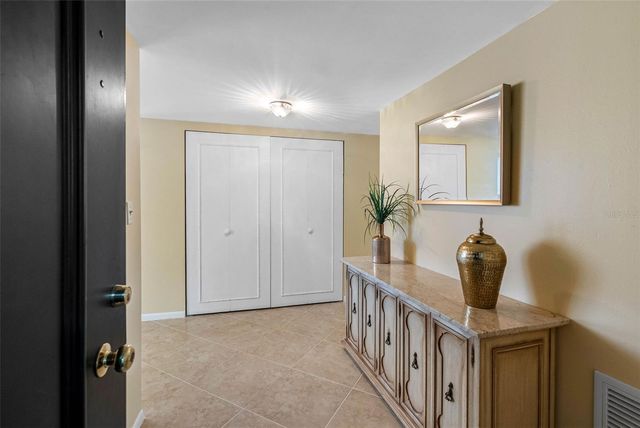 100 OAKMONT LANE 203, Belleair, FL 33756