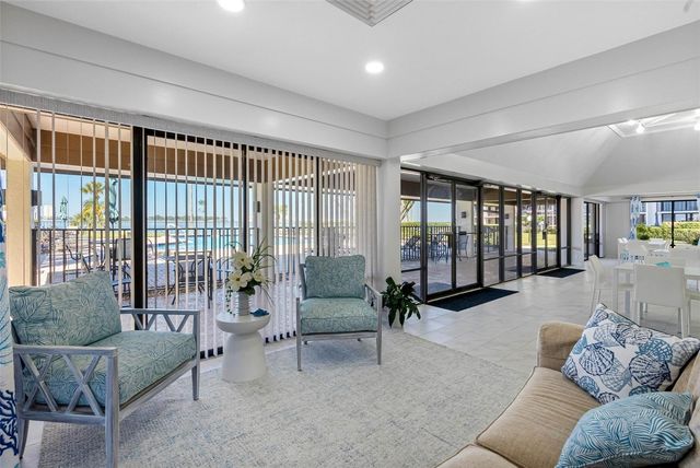 100 OAKMONT LANE 203, Belleair, FL 33756