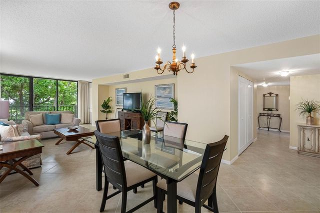 100 OAKMONT LANE 203, Belleair, FL 33756