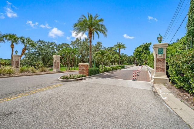 100 OAKMONT LANE 203, Belleair, FL 33756