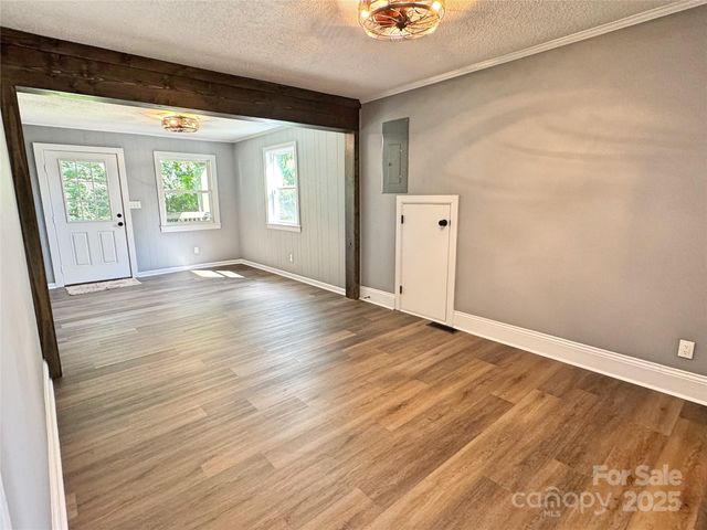 201 Barnes Lane, Stony Point, NC 28678
