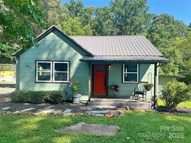 201 Barnes Lane, Stony Point, NC 28678