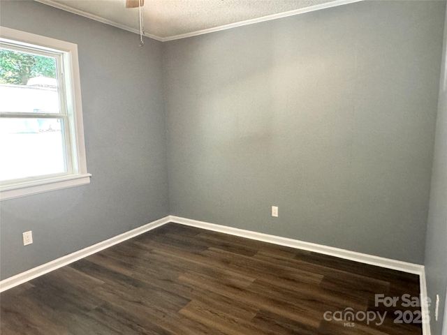 201 Barnes Lane, Stony Point, NC 28678