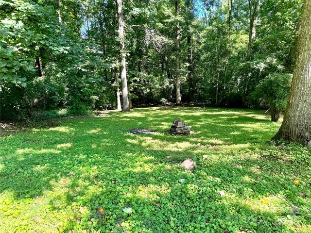 201 Barnes Lane, Stony Point, NC 28678