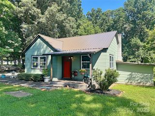 201 Barnes Lane, Stony Point, NC 28678
