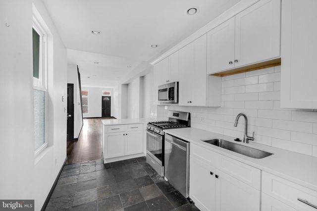 417 N CHESTER ST, Baltimore, MD 21231