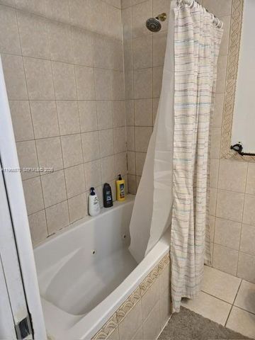 3320 Simms St, Hollywood, FL 33021